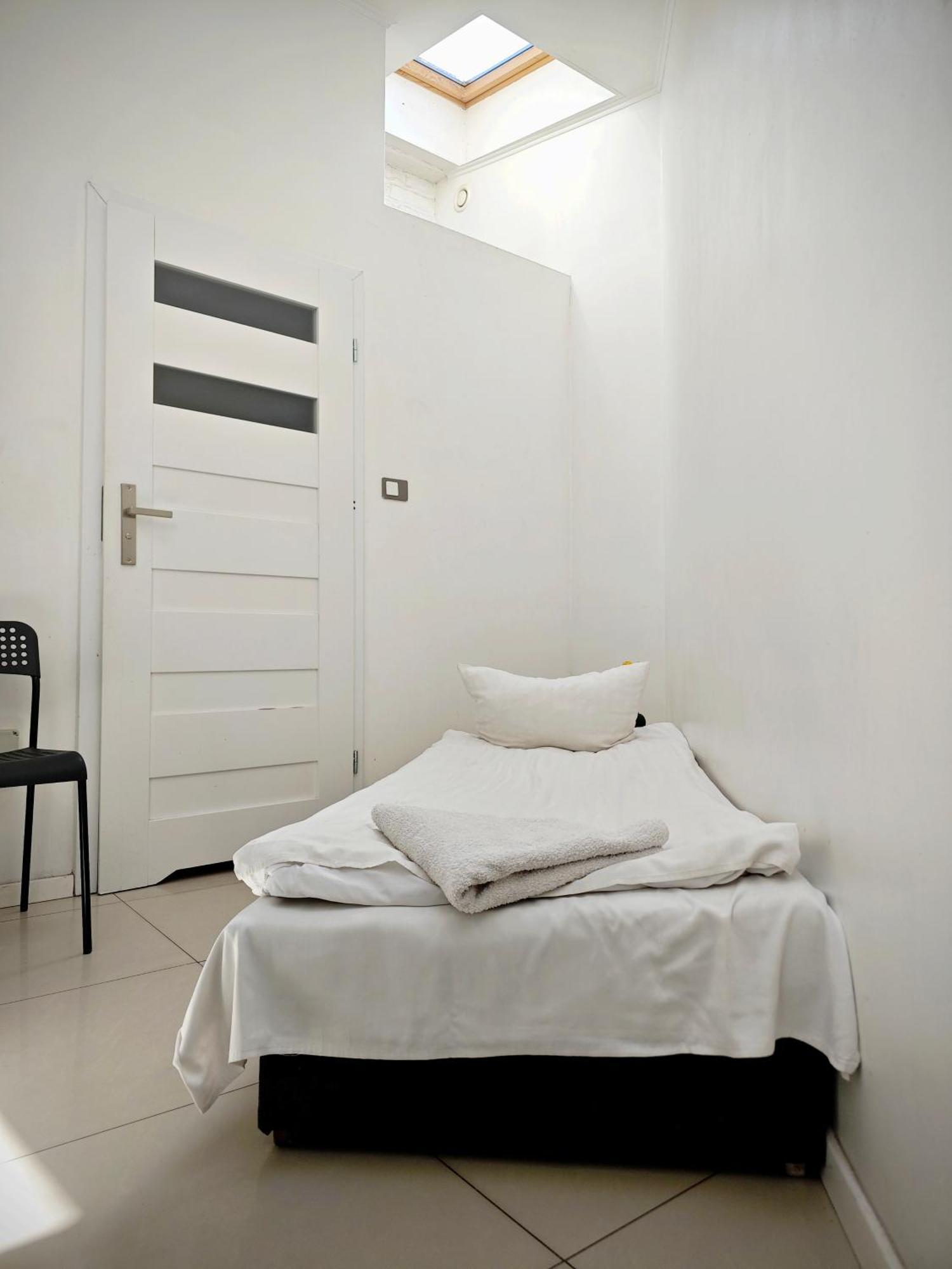 Apartamenty Wilcza - City Center Варшава Стая снимка