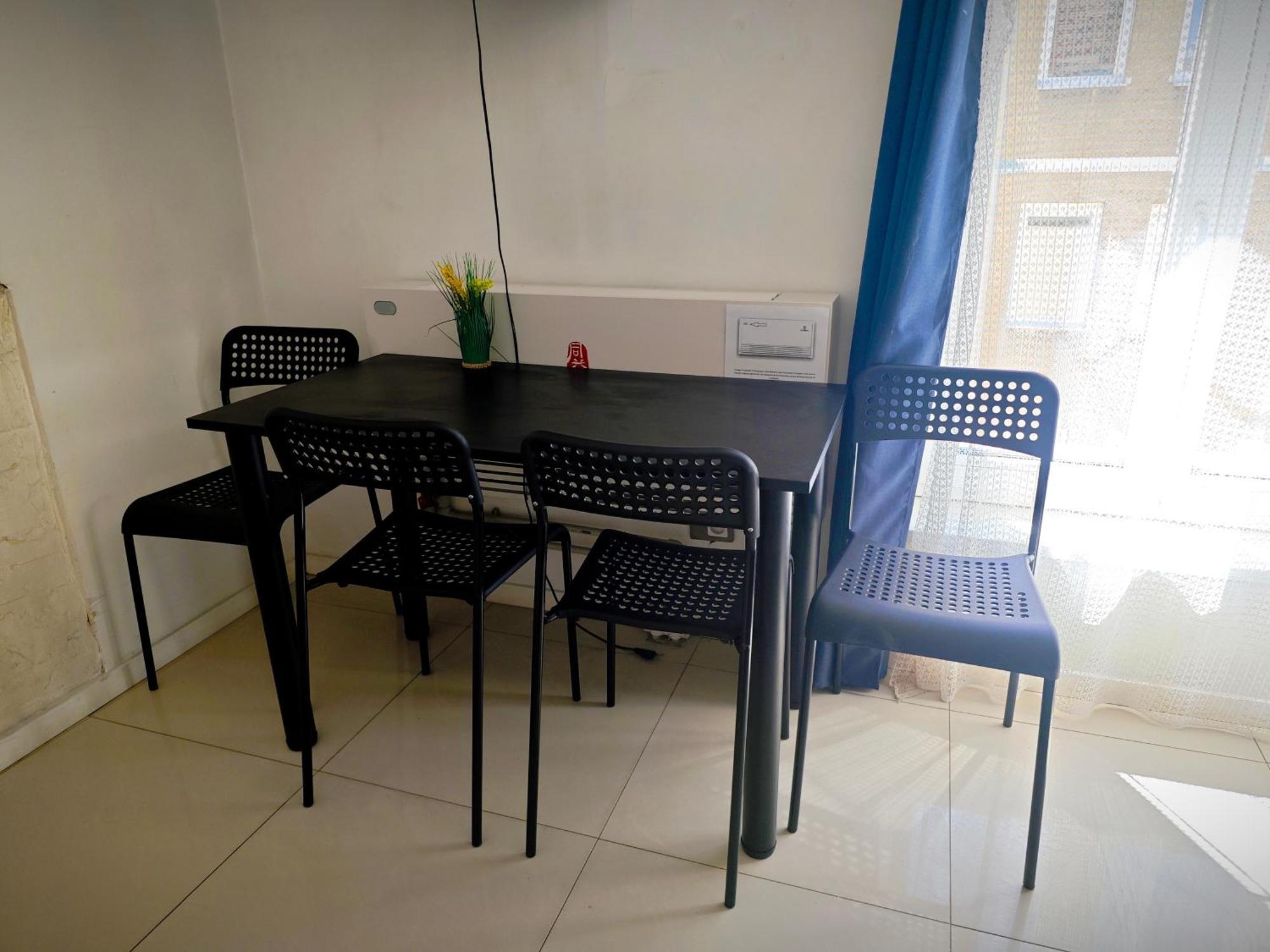Apartamenty Wilcza - City Center Варшава Стая снимка