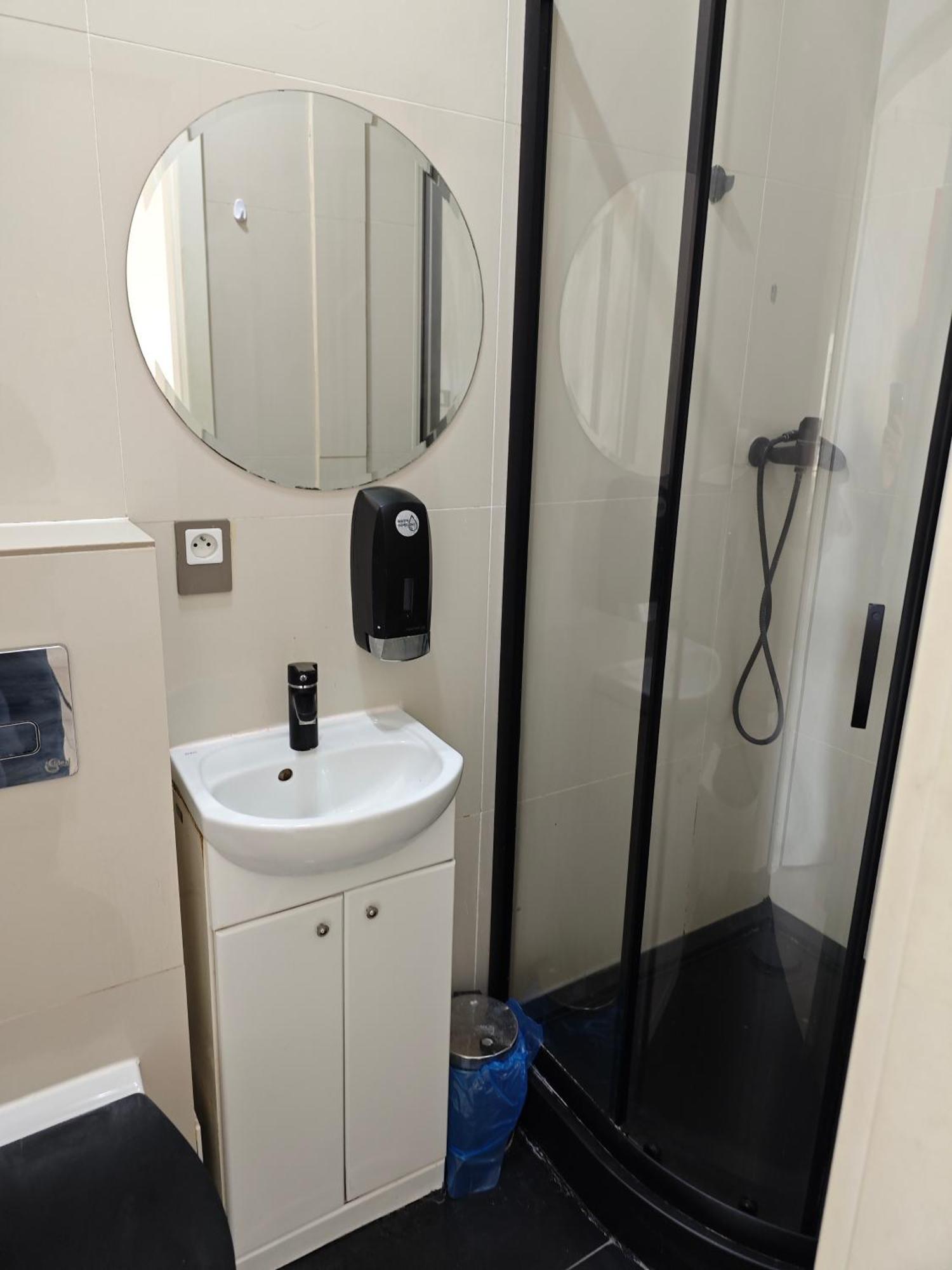 Apartamenty Wilcza - City Center Варшава Стая снимка